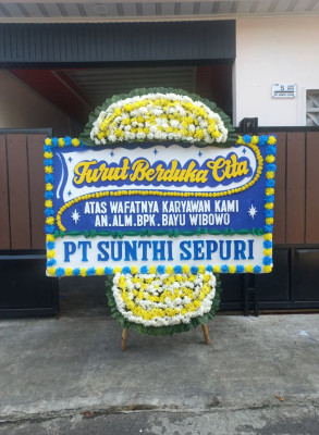 Papan Bunga Duka di Kelumpang Selatan