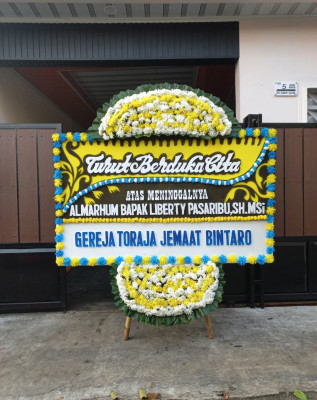 Papan Bunga Duka di Kelumpang Selatan