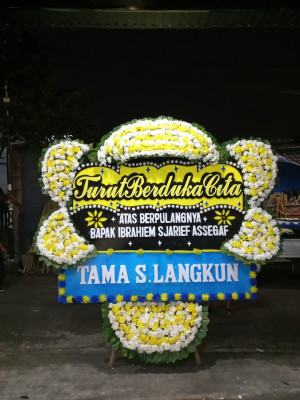 Papan Bunga Duka di Kelumpang Selatan